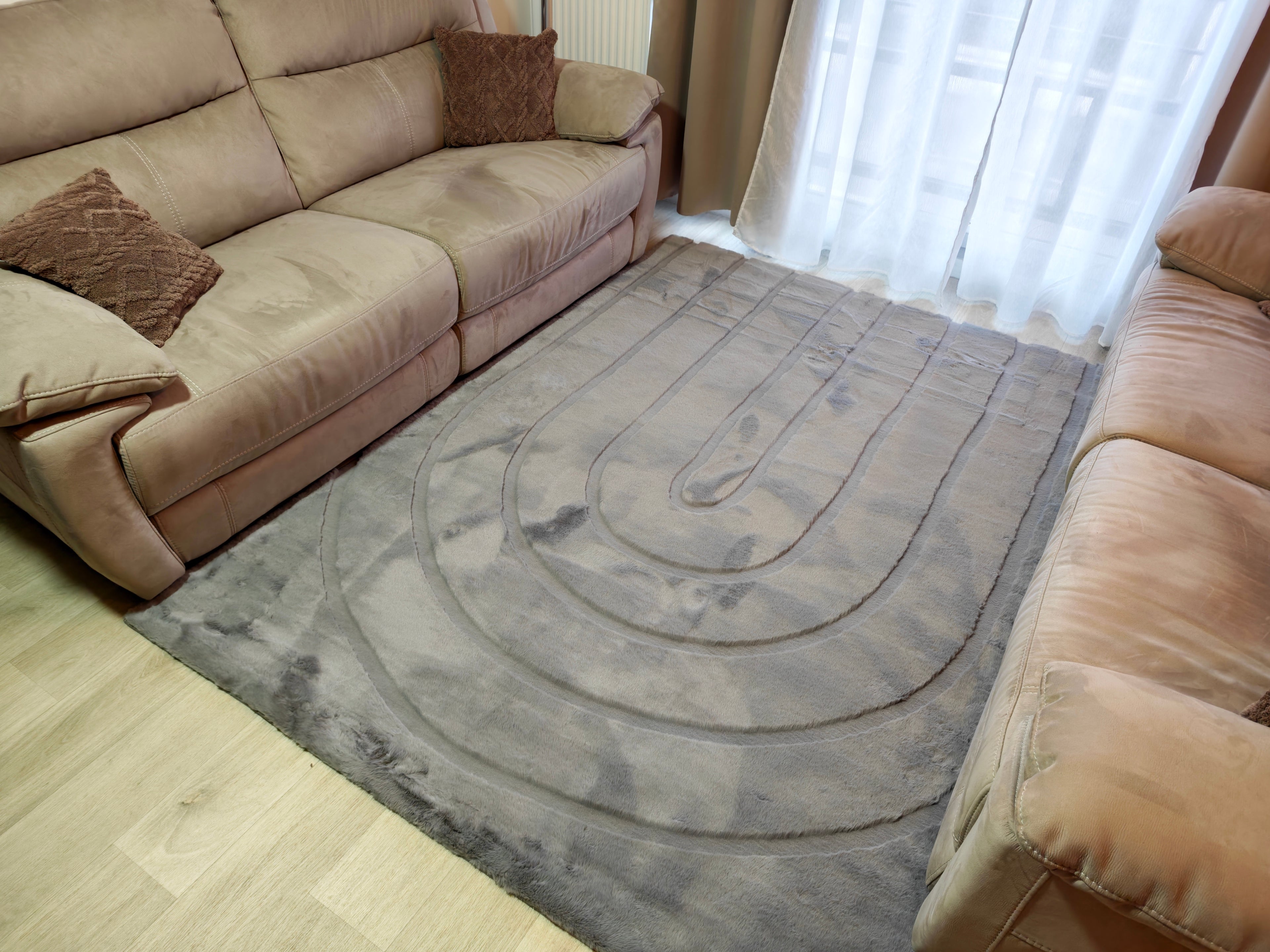 Carved - Tapis doux et élégant C3 Gris