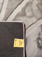 Carved - Tapis doux et élégant C4 Gris